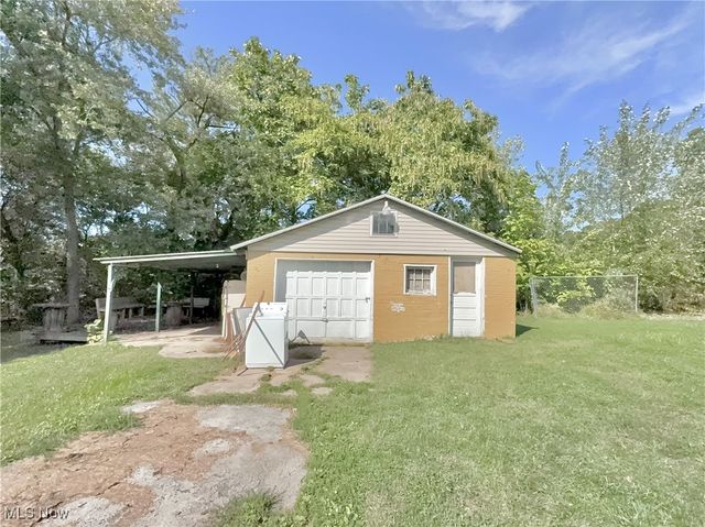 432 Taylor Avenue, Girard, OH 44420