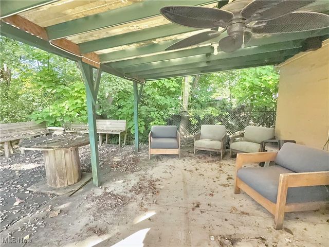 432 Taylor Avenue, Girard, OH 44420