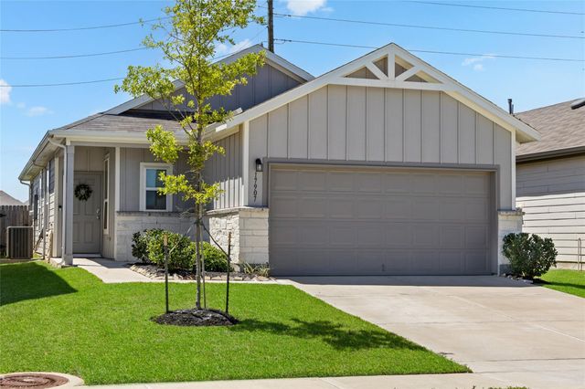 17907 Grain Auger Road, Hockley, TX 77447