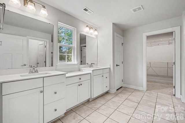 10344 Paper Birch Drive, Charlotte, NC 28215