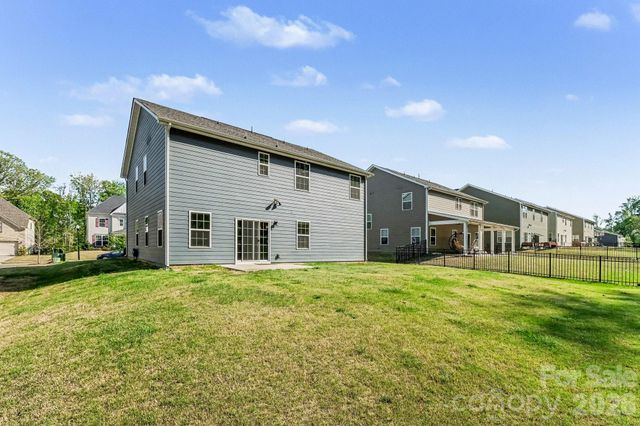 10344 Paper Birch Drive, Charlotte, NC 28215