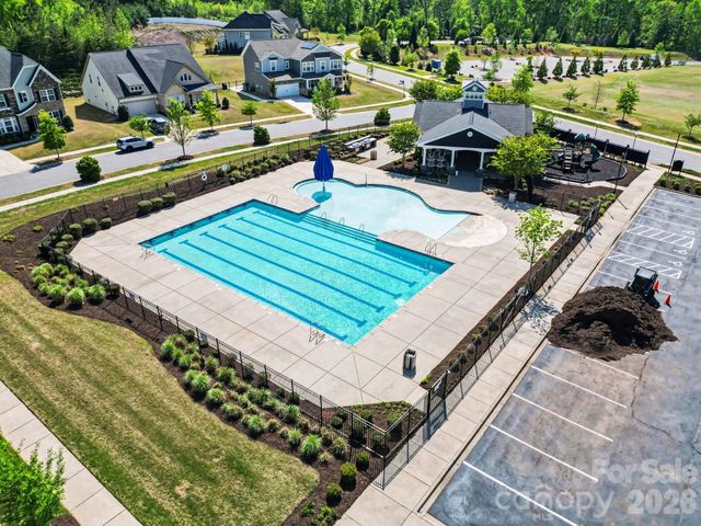 10344 Paper Birch Drive, Charlotte, NC 28215