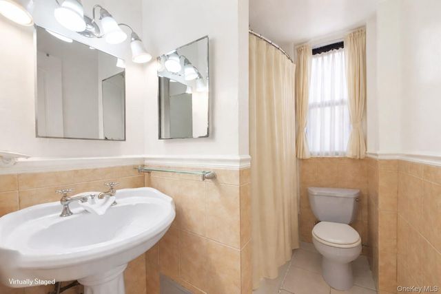 1802 Ocean Parkway D18, Brooklyn, NY 11223