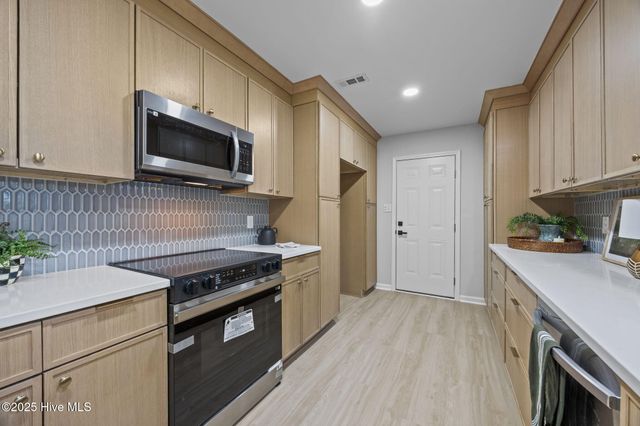 2118 Tucker Road, Winterville, NC 28590