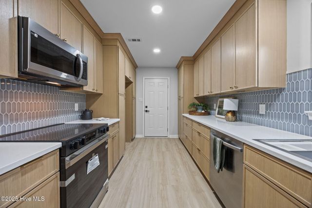 2118 Tucker Road, Winterville, NC 28590