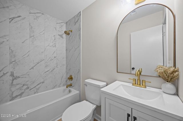 2118 Tucker Road, Winterville, NC 28590