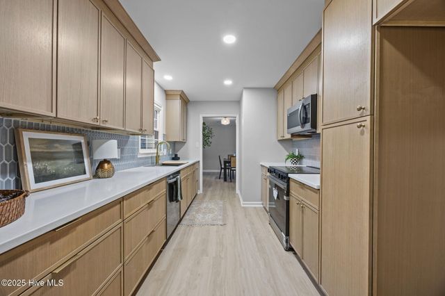 2118 Tucker Road, Winterville, NC 28590