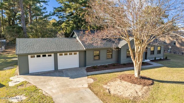 2118 Tucker Road, Winterville, NC 28590