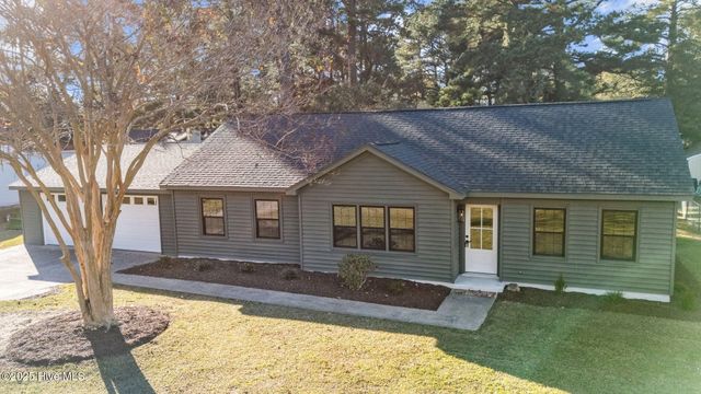 2118 Tucker Road, Winterville, NC 28590