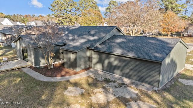 2118 Tucker Road, Winterville, NC 28590