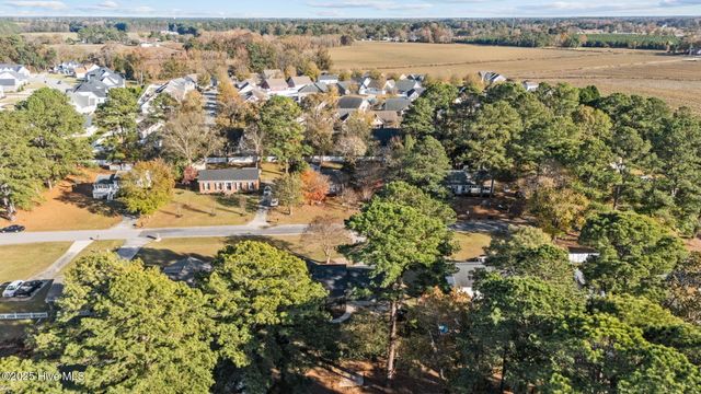 2118 Tucker Road, Winterville, NC 28590