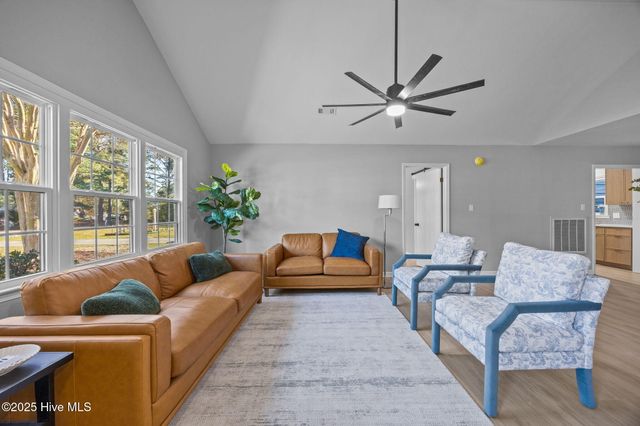 2118 Tucker Road, Winterville, NC 28590