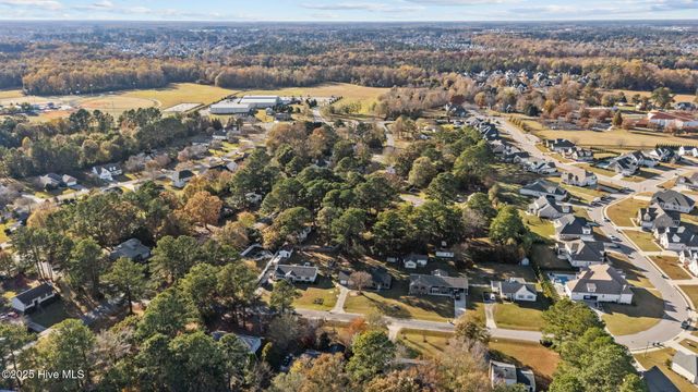 2118 Tucker Road, Winterville, NC 28590