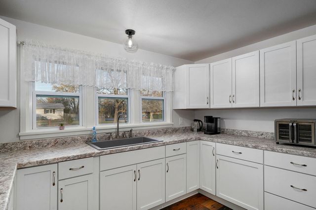 1104 W Main Street, Buffalo, MO 65622