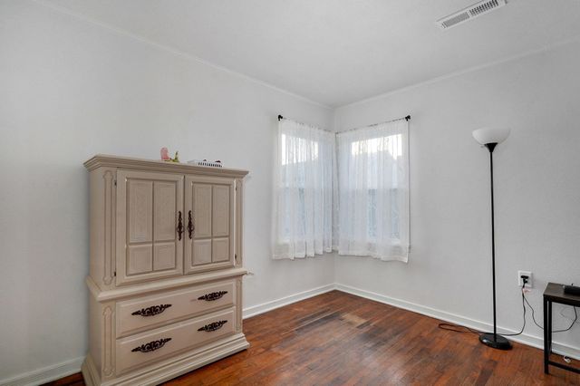 1104 W Main Street, Buffalo, MO 65622