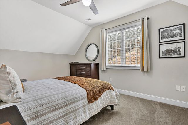 1008 Claremont CT, Roanoke, VA 24014