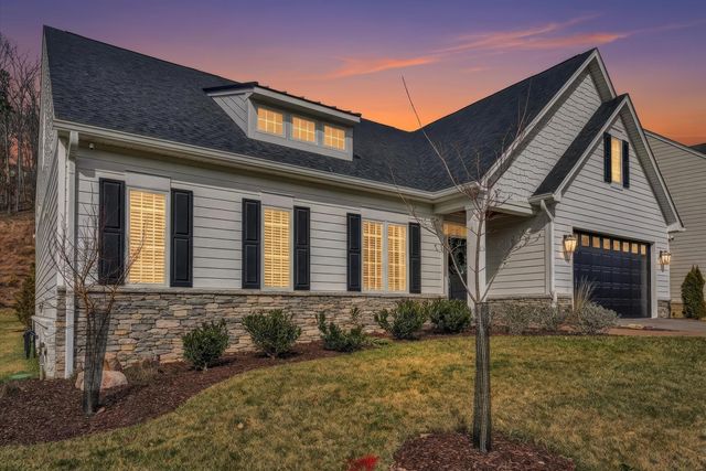 1008 Claremont CT, Roanoke, VA 24014