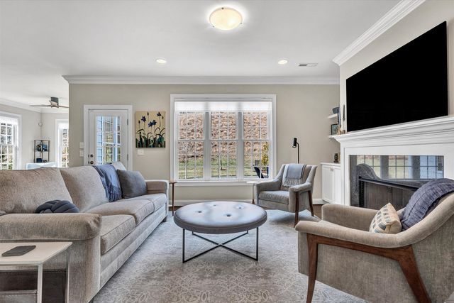 1008 Claremont CT, Roanoke, VA 24014