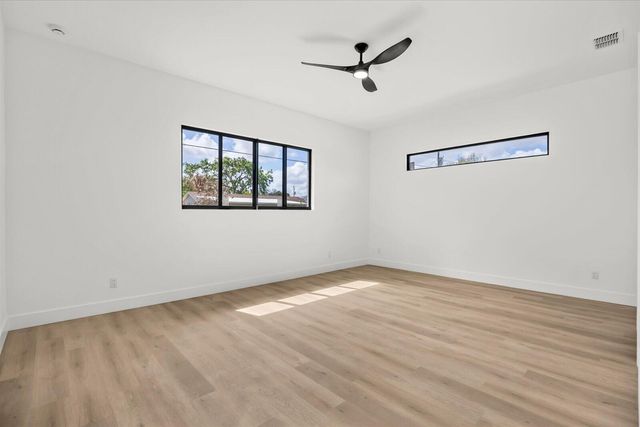 5691 NW North Macedo Boulevard, Port St. Lucie, FL 34983