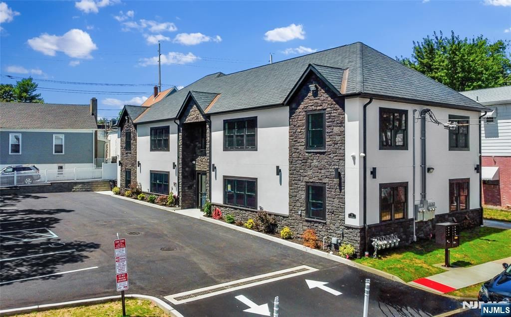 5 Milton Avenue B, Clifton, NJ 07013