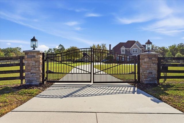 10401 NW 153RD TERRACE, Alachua, FL 32615