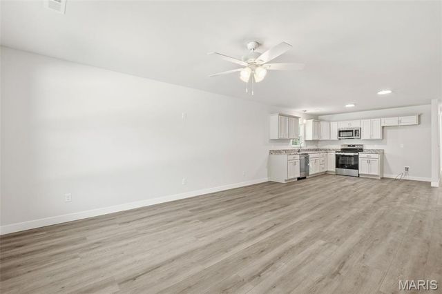 256 Walnut Street, Hawk Point, MO 63349