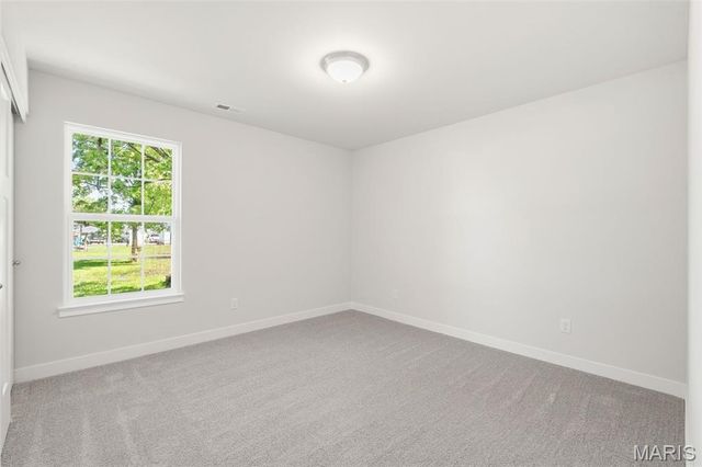 256 Walnut Street, Hawk Point, MO 63349