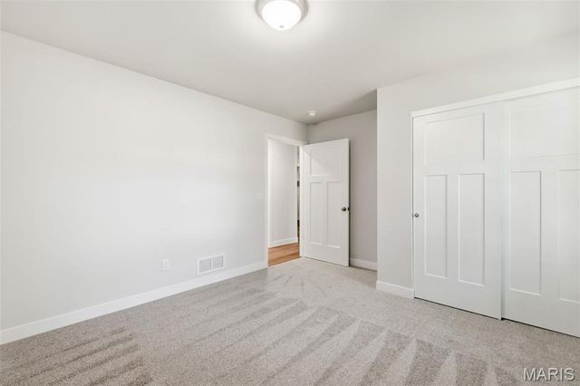 256 Walnut Street, Hawk Point, MO 63349