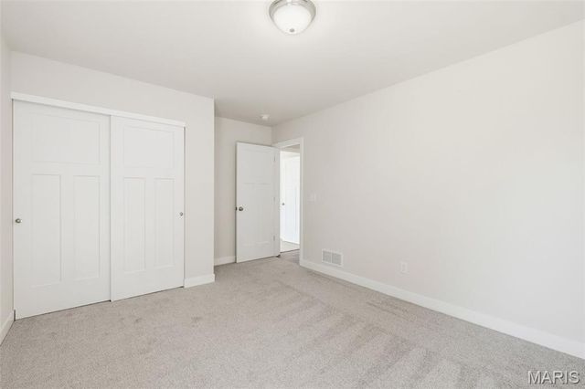256 Walnut Street, Hawk Point, MO 63349