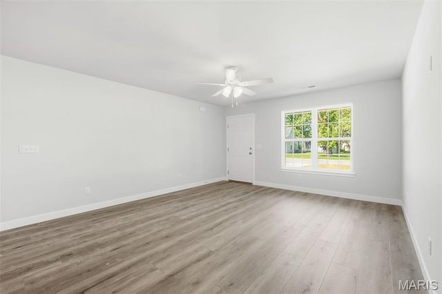 256 Walnut Street, Hawk Point, MO 63349