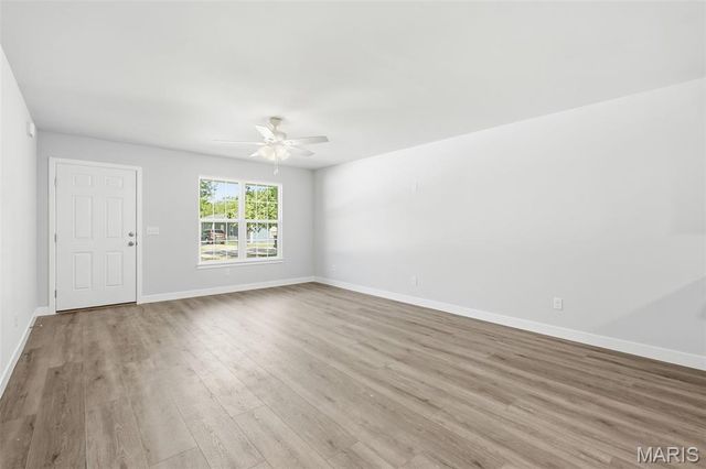 256 Walnut Street, Hawk Point, MO 63349