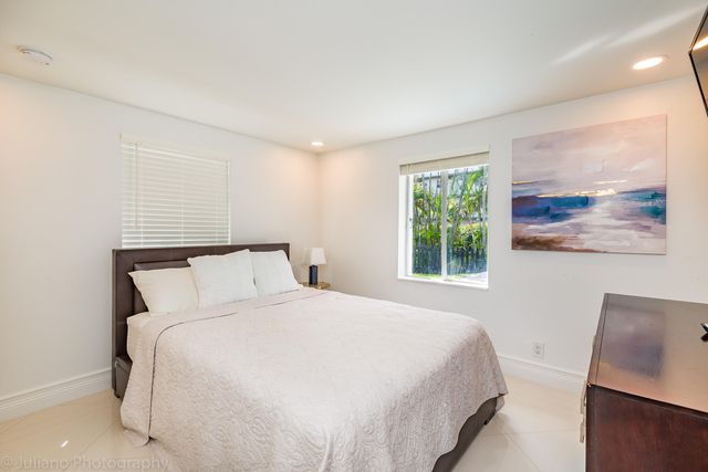 1510 SE 14th Court, Deerfield Beach, FL 33441