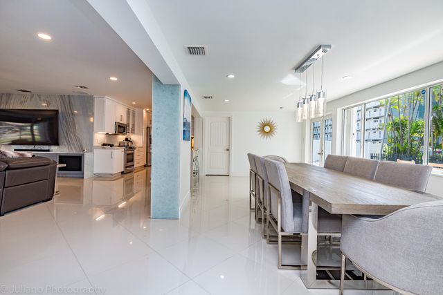 1510 SE 14th Court, Deerfield Beach, FL 33441