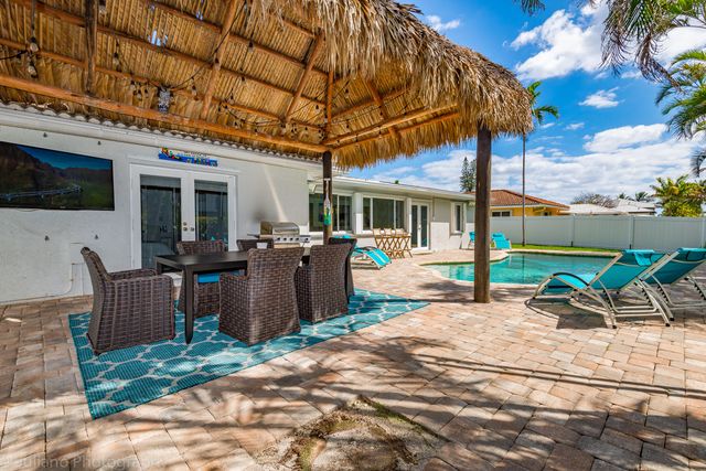 1510 SE 14th Court, Deerfield Beach, FL 33441