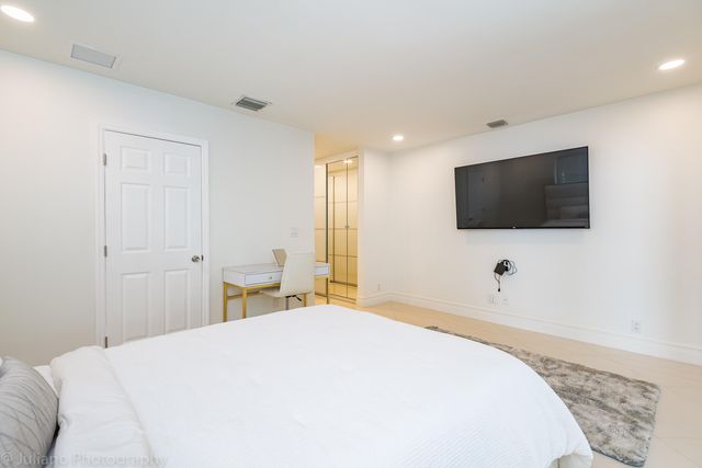 1510 SE 14th Court, Deerfield Beach, FL 33441