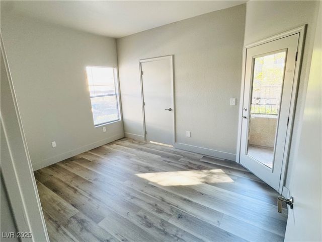 8250 North Grand Canyon Drive 1140, Las Vegas, NV 89166