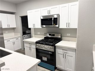 8250 North Grand Canyon Drive 1140, Las Vegas, NV 89166