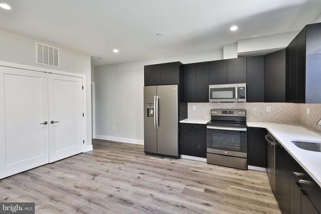 1909 N 7TH ST, Philadelphia, PA 19122