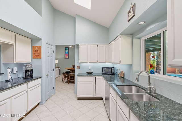 4205 N Avenida De Pimeria Alta, Tucson, AZ 85749