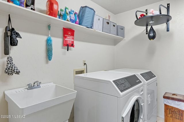 4205 N Avenida De Pimeria Alta, Tucson, AZ 85749