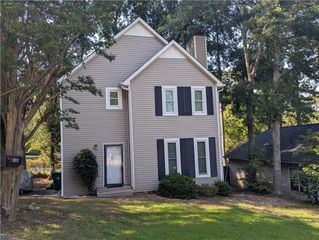 1611 Creek Pond Cove, Decatur, GA 30032