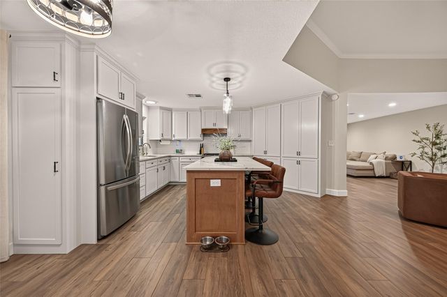 13726 Eastbourne Drive, Houston, TX 77034