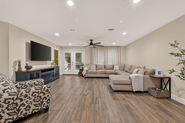 13726 Eastbourne Drive, Houston, TX 77034