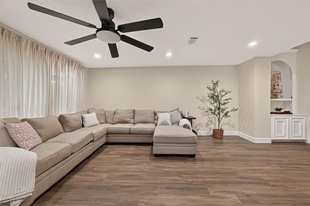 13726 Eastbourne Drive, Houston, TX 77034