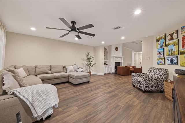 13726 Eastbourne Drive, Houston, TX 77034
