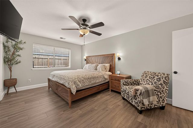 13726 Eastbourne Drive, Houston, TX 77034
