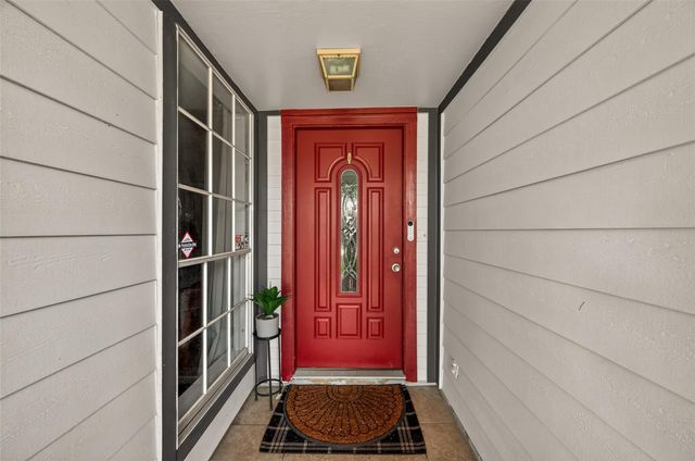 13726 Eastbourne Drive, Houston, TX 77034