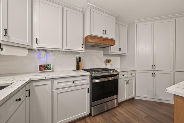 13726 Eastbourne Drive, Houston, TX 77034