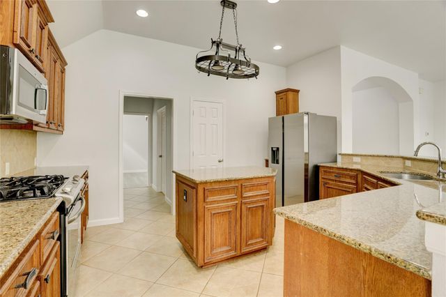 13612 Summer Cloud Lane, Pearland, TX 77584