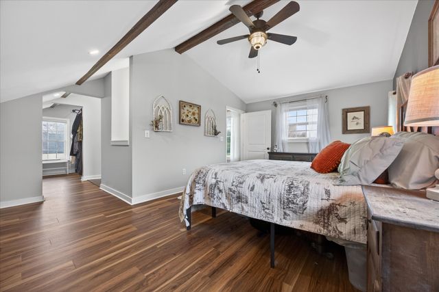 3212 Marthas Chapel Rd, Cunningham, TN 37052